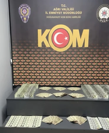 Doğubayazıtta Sahte Dolar Operasyonu 18700 Sahte Dolar Ele Geçirildi