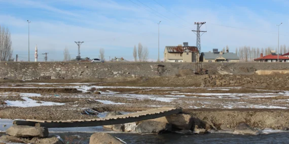 Murat Nehrinde Kışın Sanatı