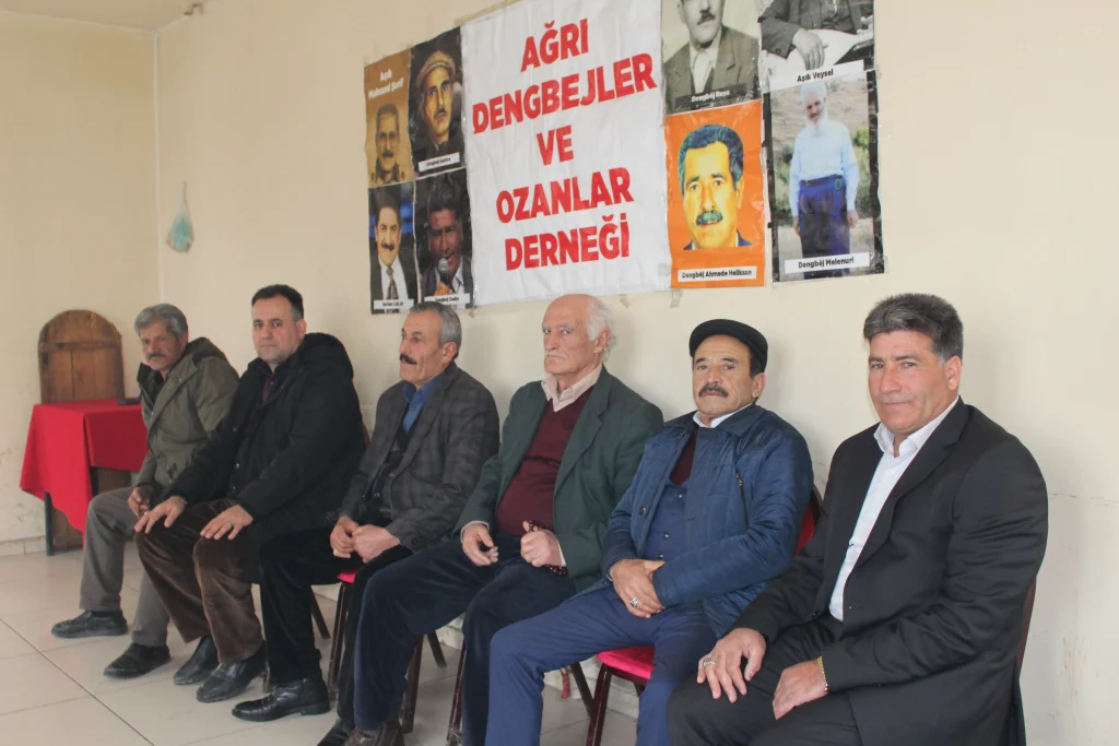 Ağrı’da Kültür Yankısı ‘Dengbejler Divanı’ Büyüledi