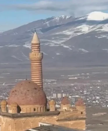 İshak Paşa Sarayı büyüledi