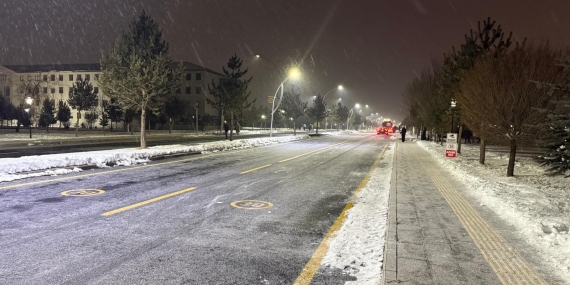 Ağrıda bahar beklenirken kar geri döndü