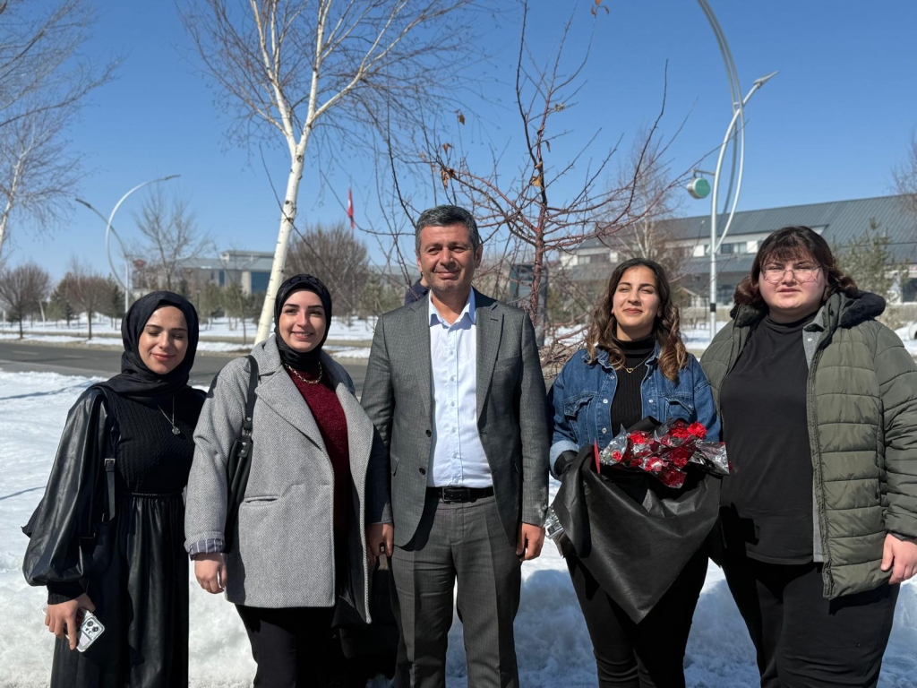 Ağrı'da kadın akademisyenler genç kadınlara ilham vermeye devam ediyor