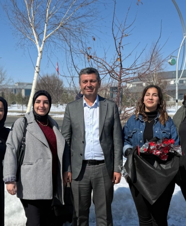 Ağrıda kadın akademisyenler genç kadınlara ilham vermeye devam ediyor