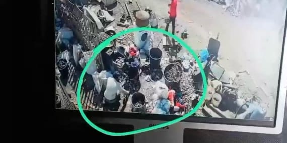 Doğubayazıtta hurdacı dükkânında saniyeler içinde gelen facia