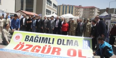 Doğubayazıt’ta bağımlılıkla mücadele için kurumlar sahaya indi