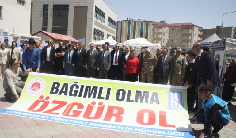 Doğubayazıt’ta bağımlılıkla mücadele için kurumlar sahaya indi